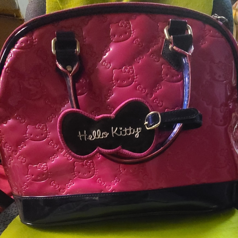 LOUNGEFLY HELLO KITTY HOT PINK WITH NAVY BLUE TRIM BAG